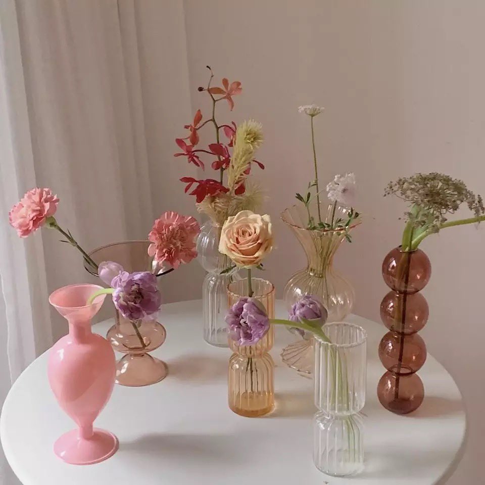 300moods's tweet photo. Pretty vase collection https://t.co/4E3DKlIxp6