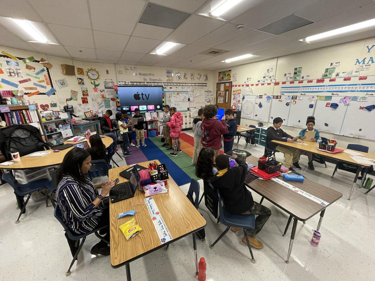 Jeni Mitacek tweet media