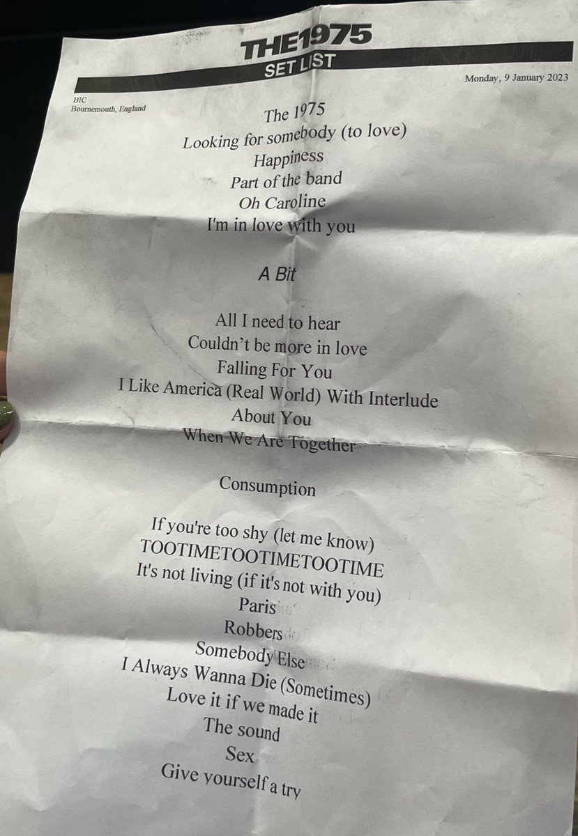 The1975_Tour's tweet photo. The 1975 - Setlist - Bournemouth 

Paris was swapped for A Change Of Heart - he also did Be My Mistake 

#The1975 https://t.co/nWqfbPpWqz