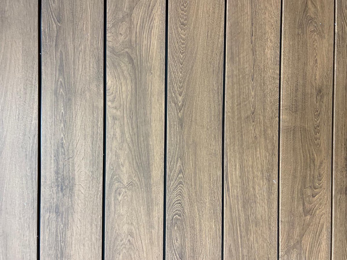ChamClad_'s tweet photo. Our new 6” Shadowline Series is in full swing and ready to be shown off @intlbuildersshow!

Come say hi at booth C2461. The Shadowline Series is a modern uptake on the classic and modern “fine line” wood profile without any of the maintenance associated with real wood. https://t.co/YIyU5yWPxA