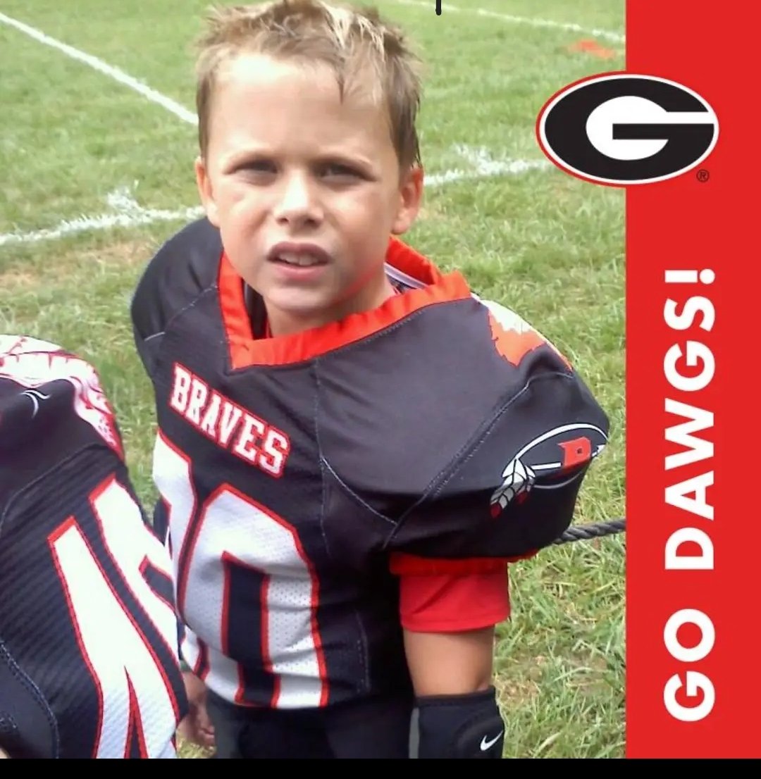 kamilee67's tweet photo. Go DAWGS!!! https://t.co/AF5CHPrAhf