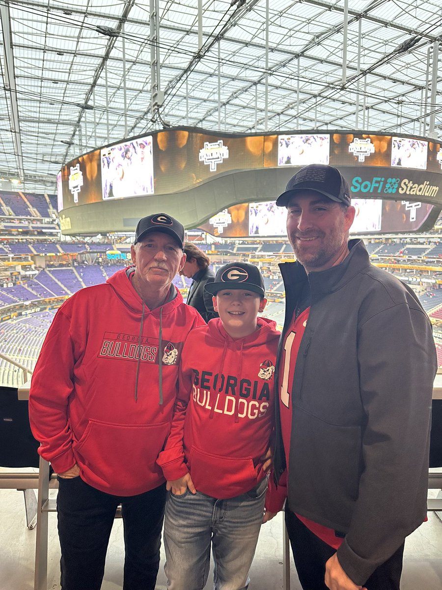 Go dawgs! #CFPNationalChampionship