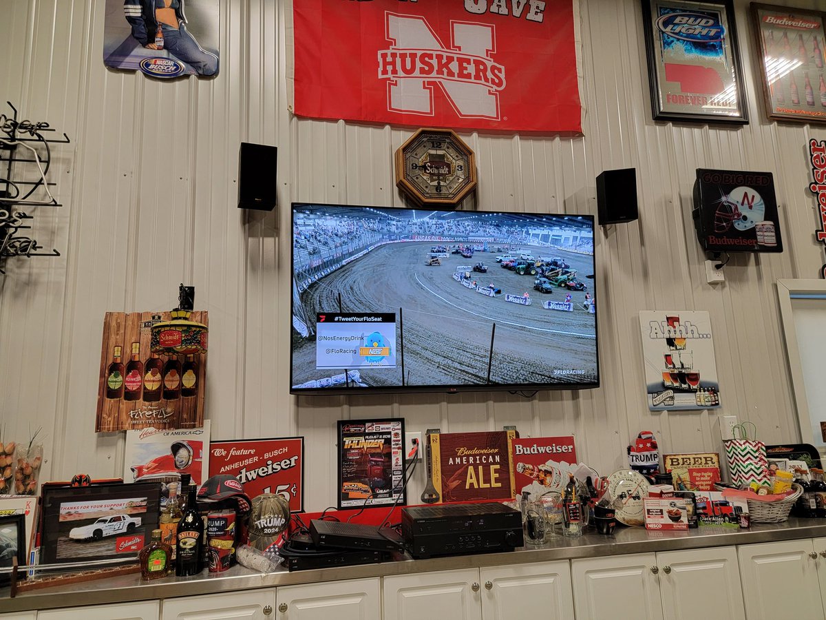 BStigge69's tweet photo. #JeffersonCountySpeedway #MidwestMidgetChampionship #Fairbury,Nebraska @FloRacing @NosEnergyDrink https://t.co/X6YkMCuXNF