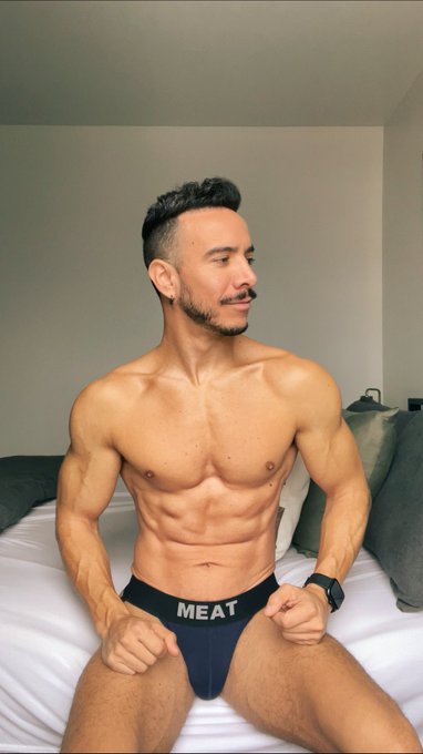 2 pic. Y’all better come play with me this Thursday ? at @qclubnyc https://t.co/cukj5CQbtT