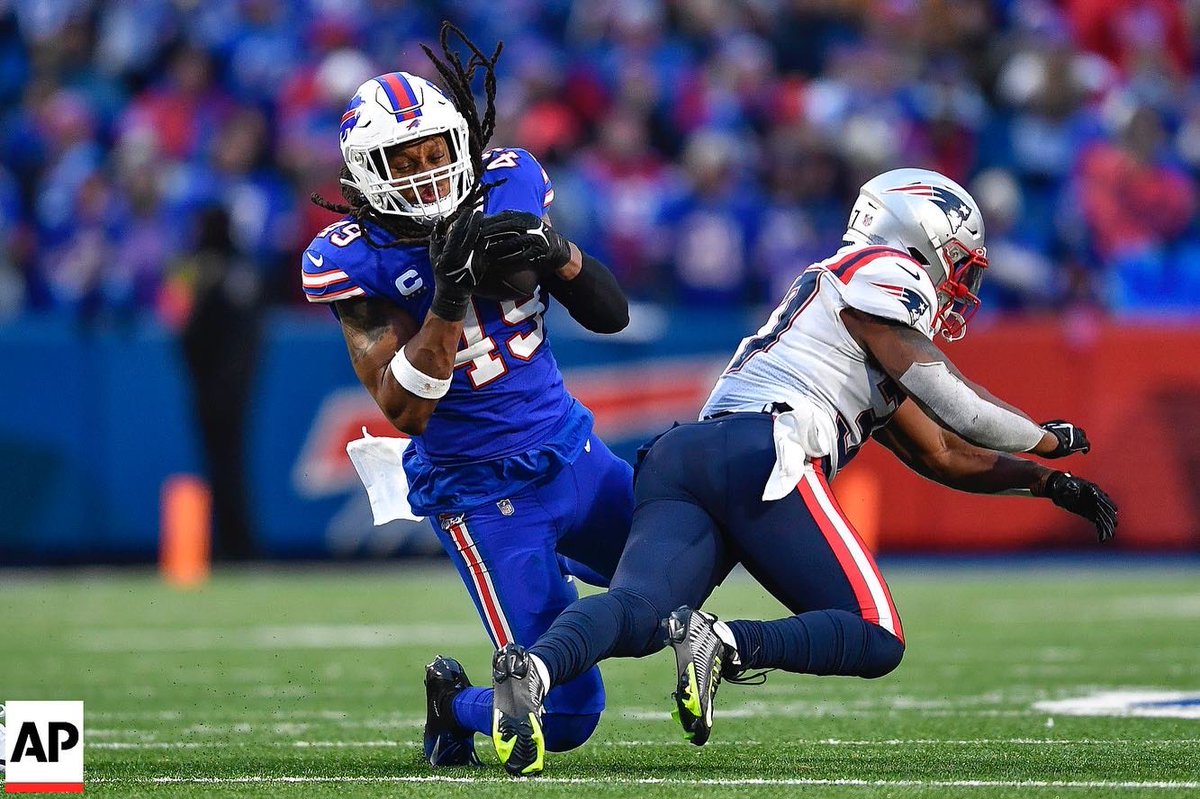 For 3.

Felt like a different game day from a few miles of driving in. Some favorites but not sure they reflect the day. You really had to be there… instagram.com/p/CnNhEsYOBIn/…