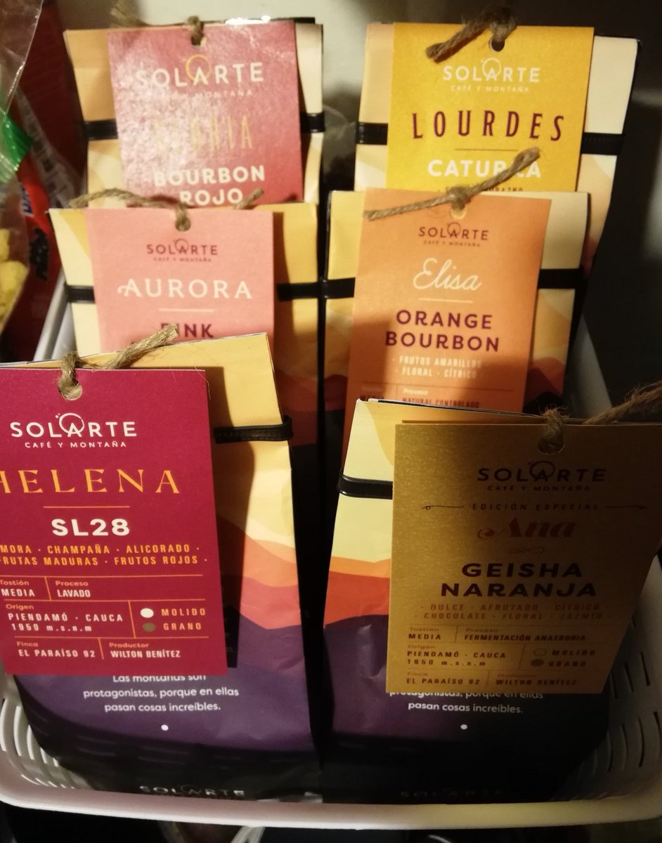 SamuelNAguero's tweet photo. Este fin de semana llegaron los refuerzos de #Solarte y #Tropicalia
¡Ahora sí a terminar la tesis☕! https://t.co/18Lhwo2FAB
