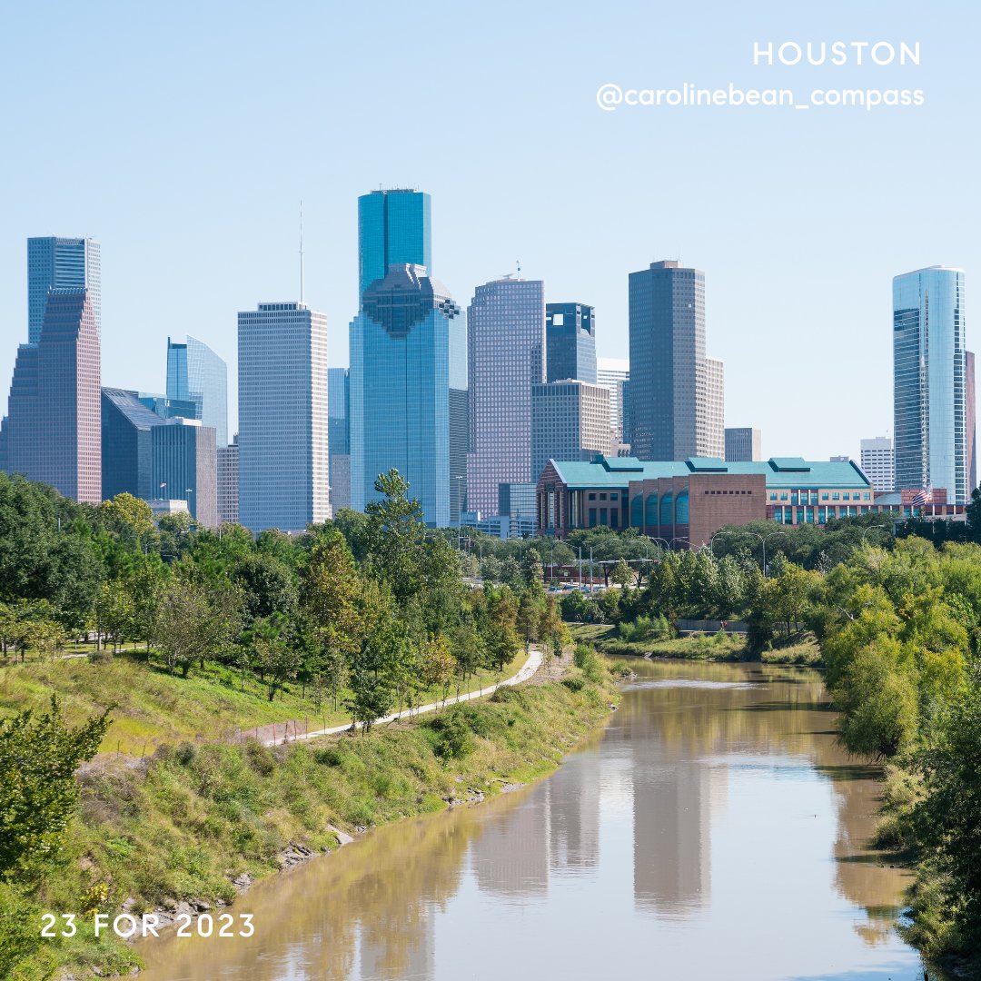 MarkBPeterson's tweet image. Let's head 1,060 miles south to Houston and this new custom home features include study, mud room, wine room, 3-car garage, second floor game room and  more spaces. 
5 BD | 6BA | 7,530 SQ FT home for $5,995,000.

#houstonrealestate #compasshouston

compass.com/app/listing/10…