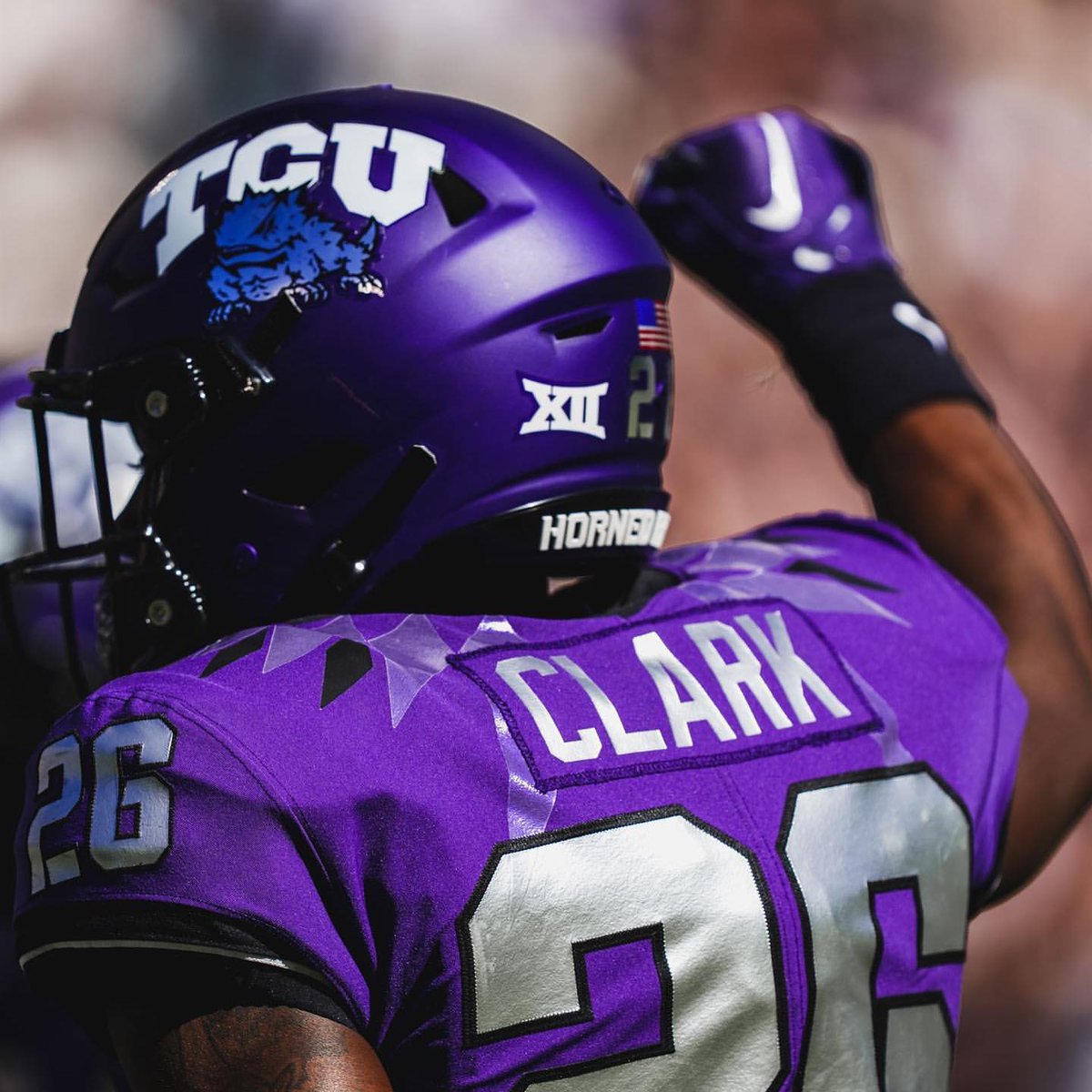 tracy benson tweet media