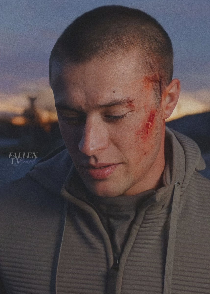 fallentvbr's tweet photo. Apreciem a beleza de Gijs Bloom, estamos bem servidos de Daniel Grigori, hein?! 😍

#Fallen #FallenTvSeries #LaurenKate #FallenSerie https://t.co/hPneQ1GZEN