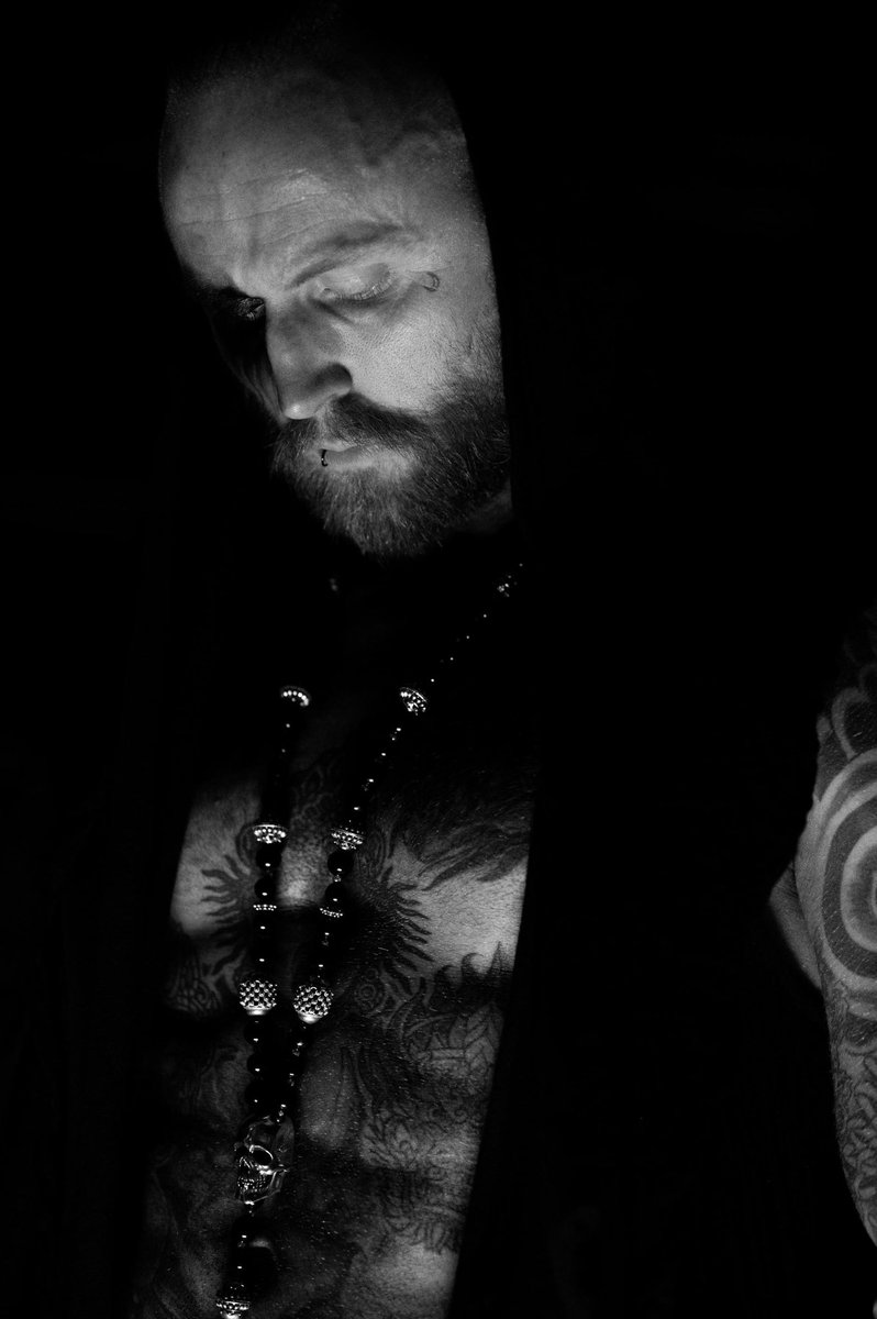 Aleister Black tweet media