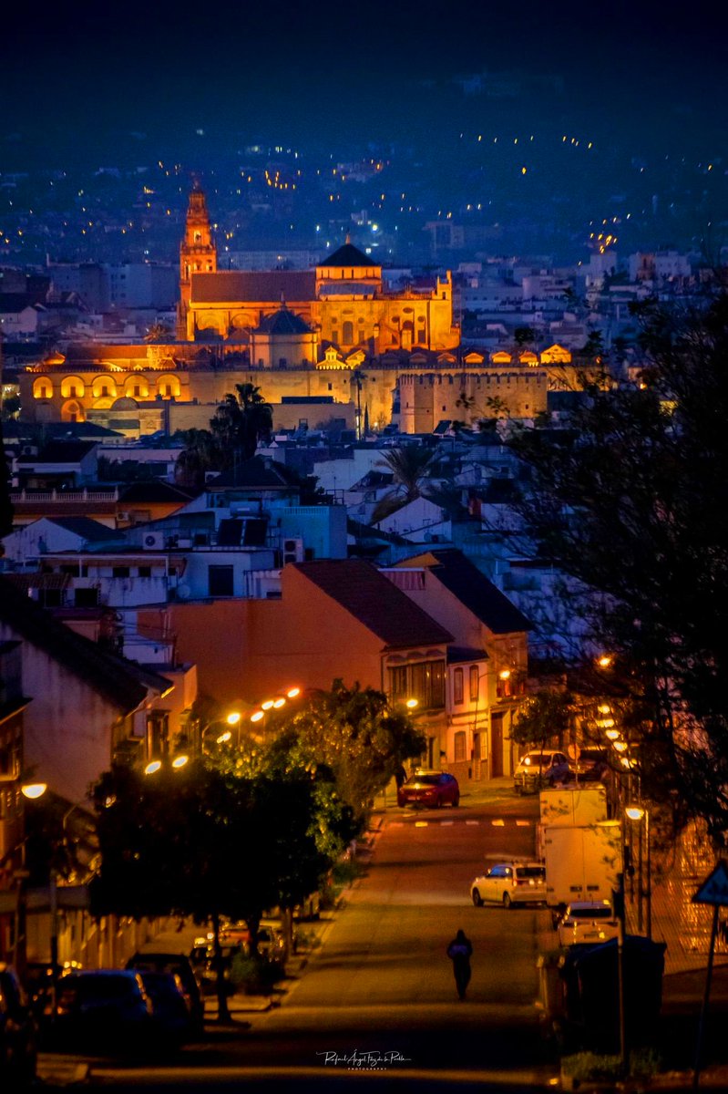 My city Córdoba at night. 🌃🌟