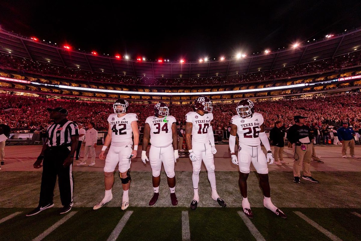 I am blessed to announce that I will be returning for my final season of football at Texas A&amp;M. I will also be working on my Masters in Land and Property Development. 
I am blessed to have this opportunity and I cannot wait to make the best out of it.
One final ride. #GigEm