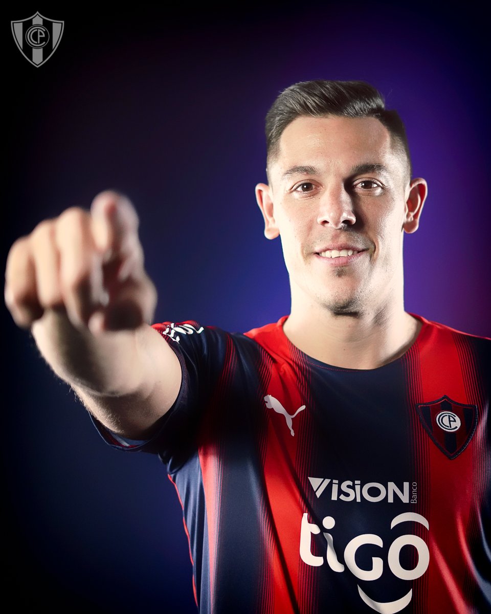 ¡Volvió él, volvió el Diegote, loco! 😍

¿Dónde está mi bomba?💣💥🔵🔴