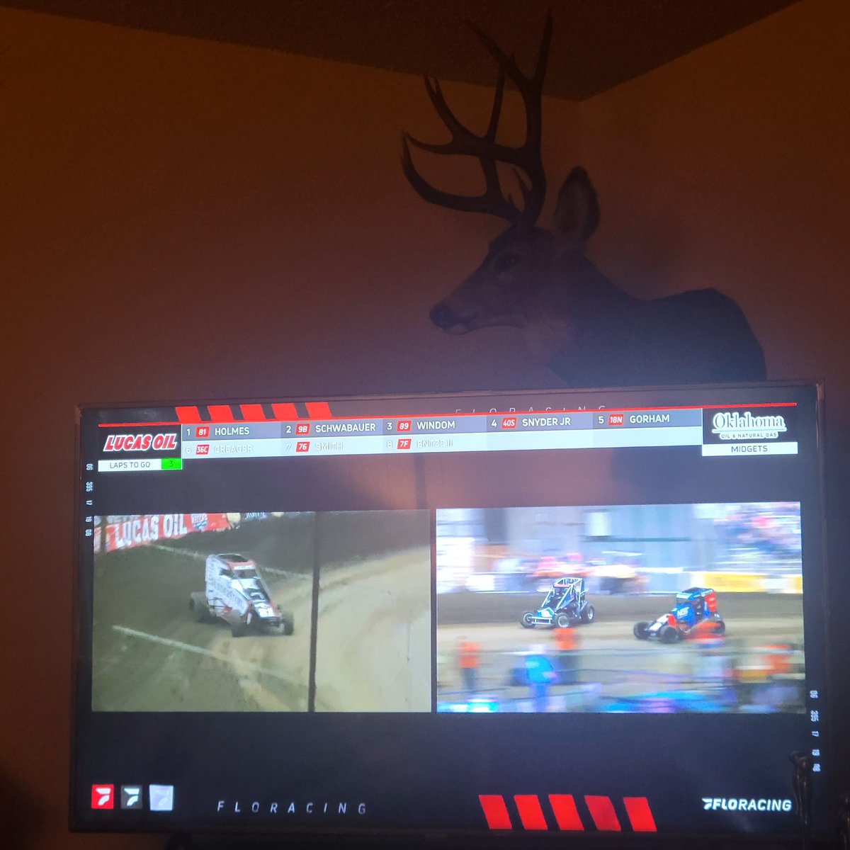 AmandaGrayMusic's tweet photo. #tweetyourseat Go Tanner Holmes! @NosEnergyDrink #chilibowl @FloRacing #rboutlaws https://t.co/5Xek6jzu3h