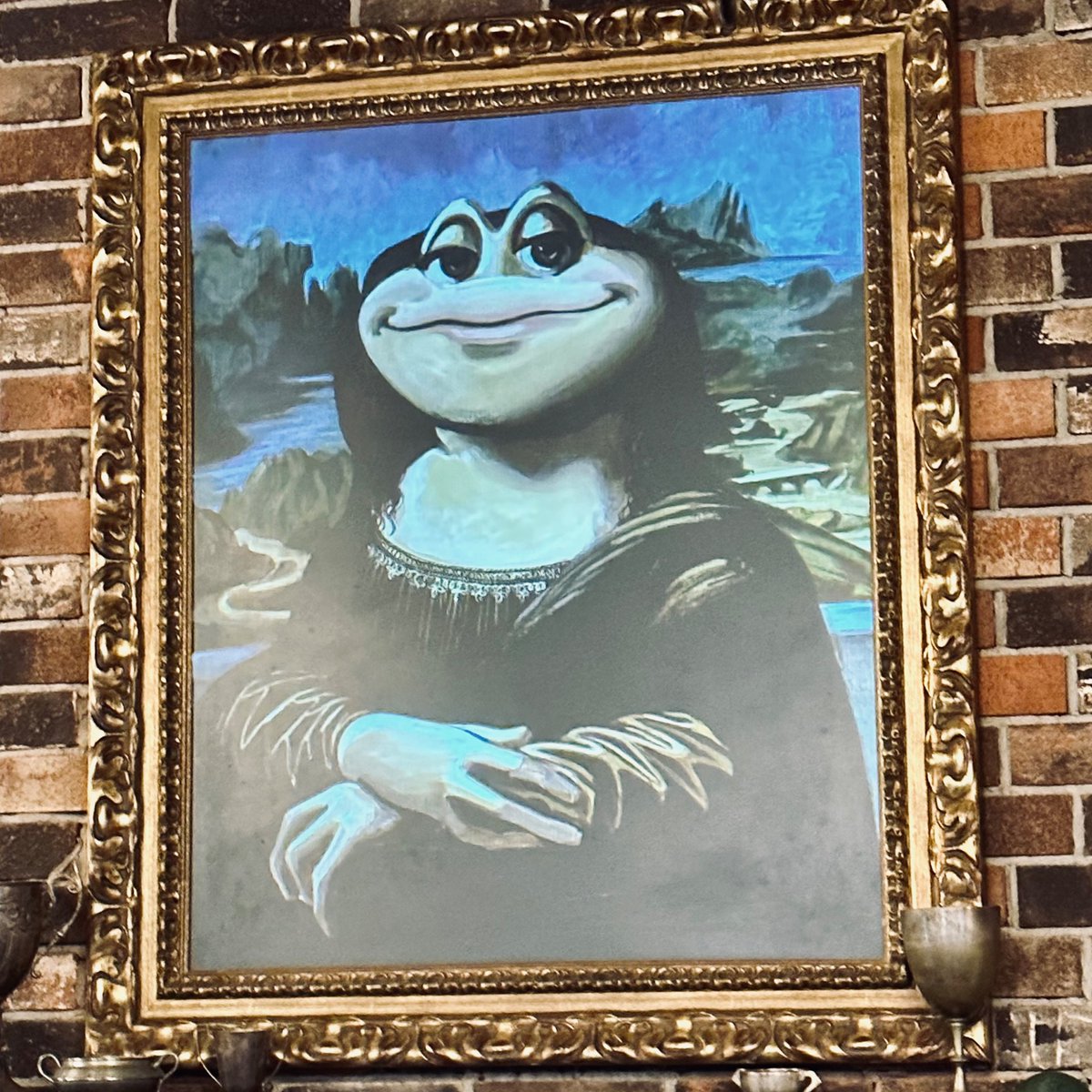 casey_corner's tweet photo. The biggest advantage of visiting Paris is that you can enjoy authentic masterpiece artworks and their parodies at the same time!😆
⬅️#MuseeDuLouvre
➡️#ToadHallRestaurant at #DisneylandParis
#Louvre #DLP https://t.co/fXBLygG1Mr