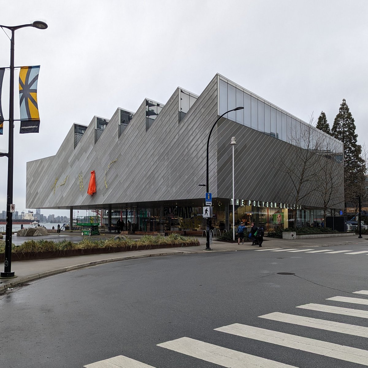 i_loveheritage's tweet photo. Check out North Van's Polygon Gallery to see the works of finalists for the Lind Prize. The exhibit includes photography, film, and video, and is on until Jan 29.
#polygongallery #lindprize https://t.co/TESXqp0LsA
