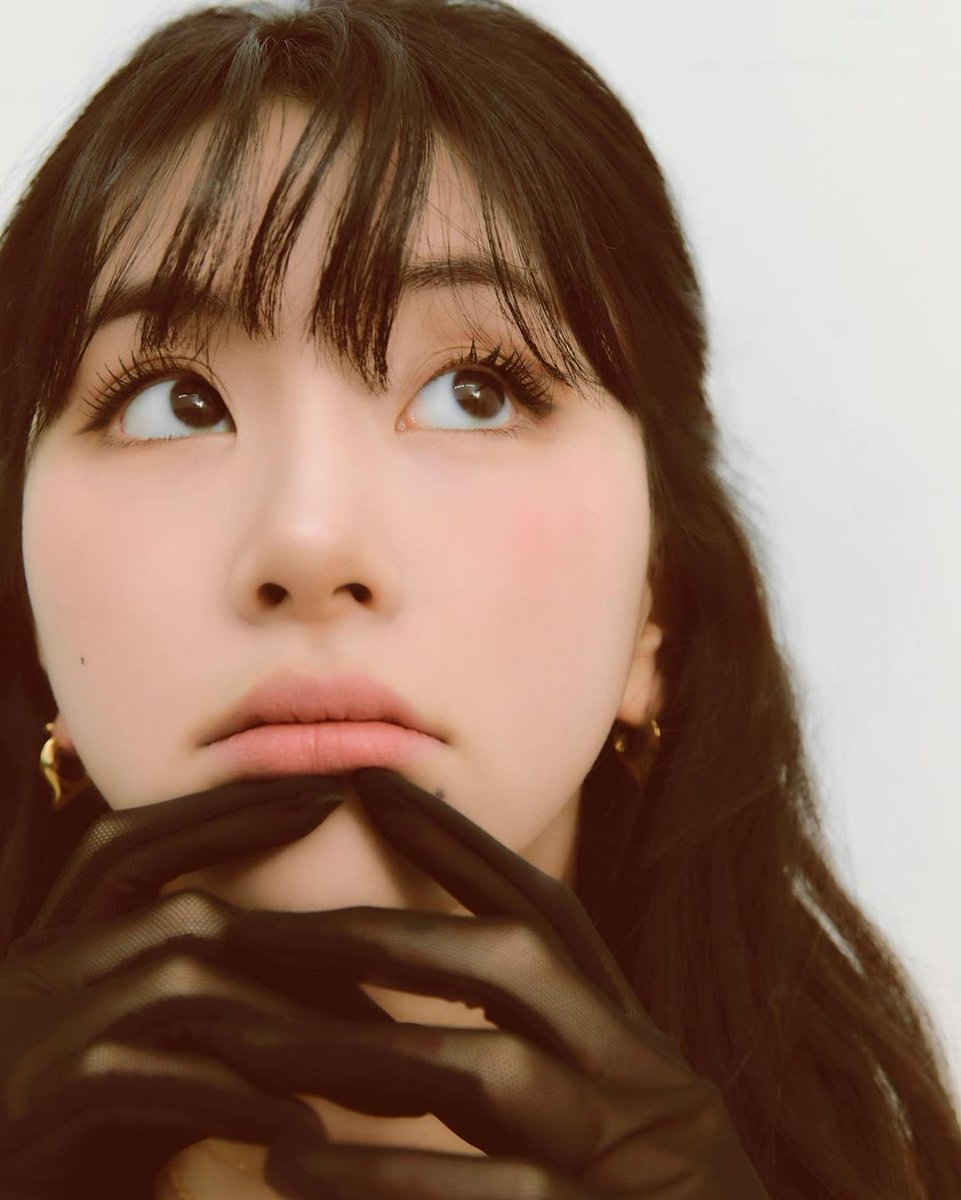 chaeyoung pics tweet media