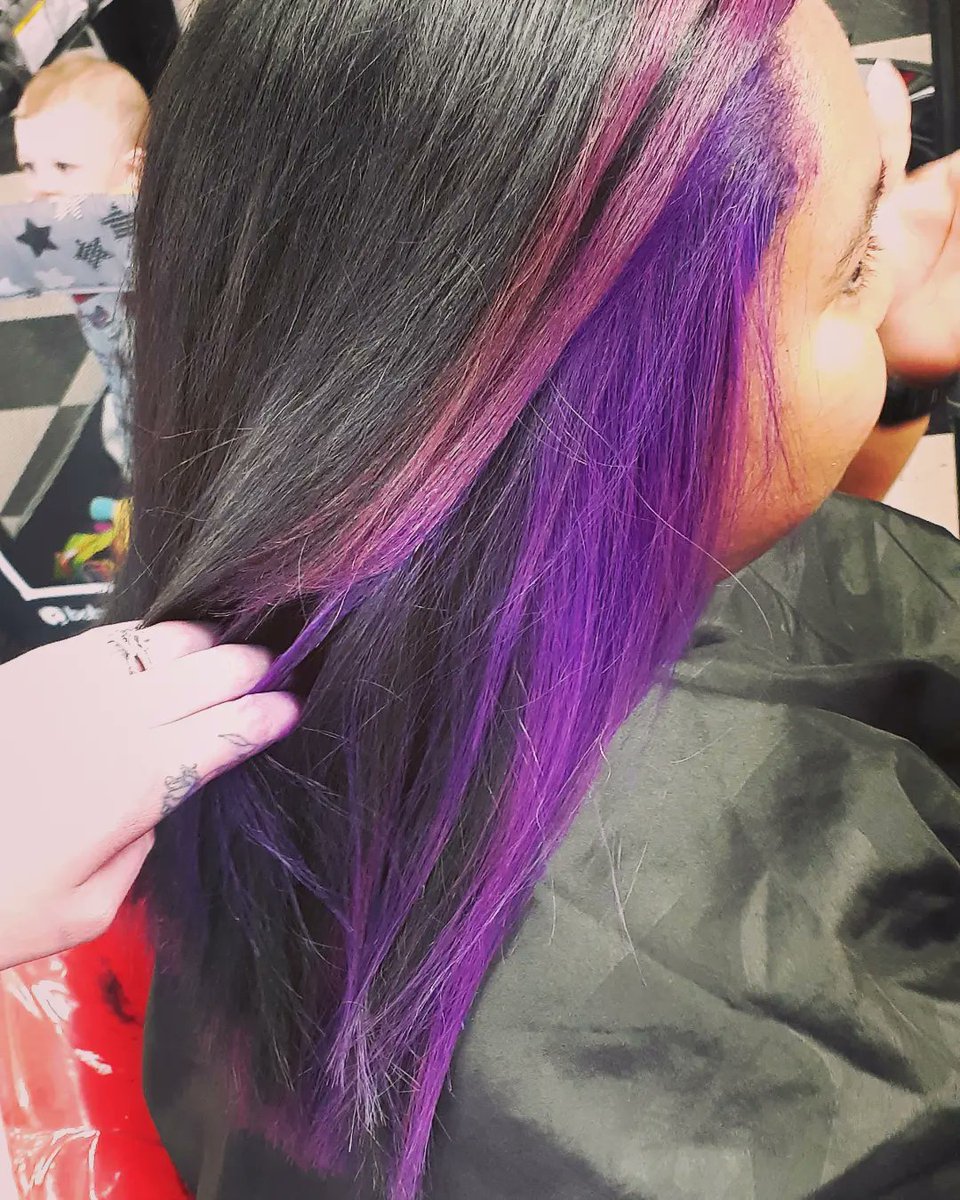 allistegall's tweet image. Work 💜facebook.com/alliathairslin… #pulpriot #pulpriotvelvet #purplehair