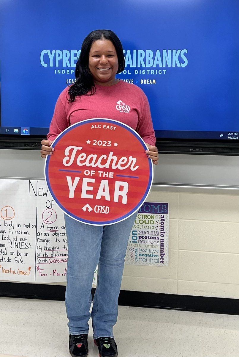 CF_ALCEast's tweet photo. Congratulations to the best science teacher in CFISD! Ms. Parham sets high expectations for her students in an engaging classroom and places value in real world learning. We are ALC-E.A.S.T. proud!!! #BringingOutTheBest https://t.co/wnkLXgarSY