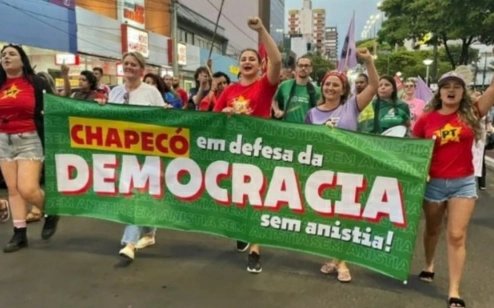 jptchapeco's tweet photo. DEMOCRACIA SIM, ANISTIA NÃO! https://t.co/82dwBg4NTw