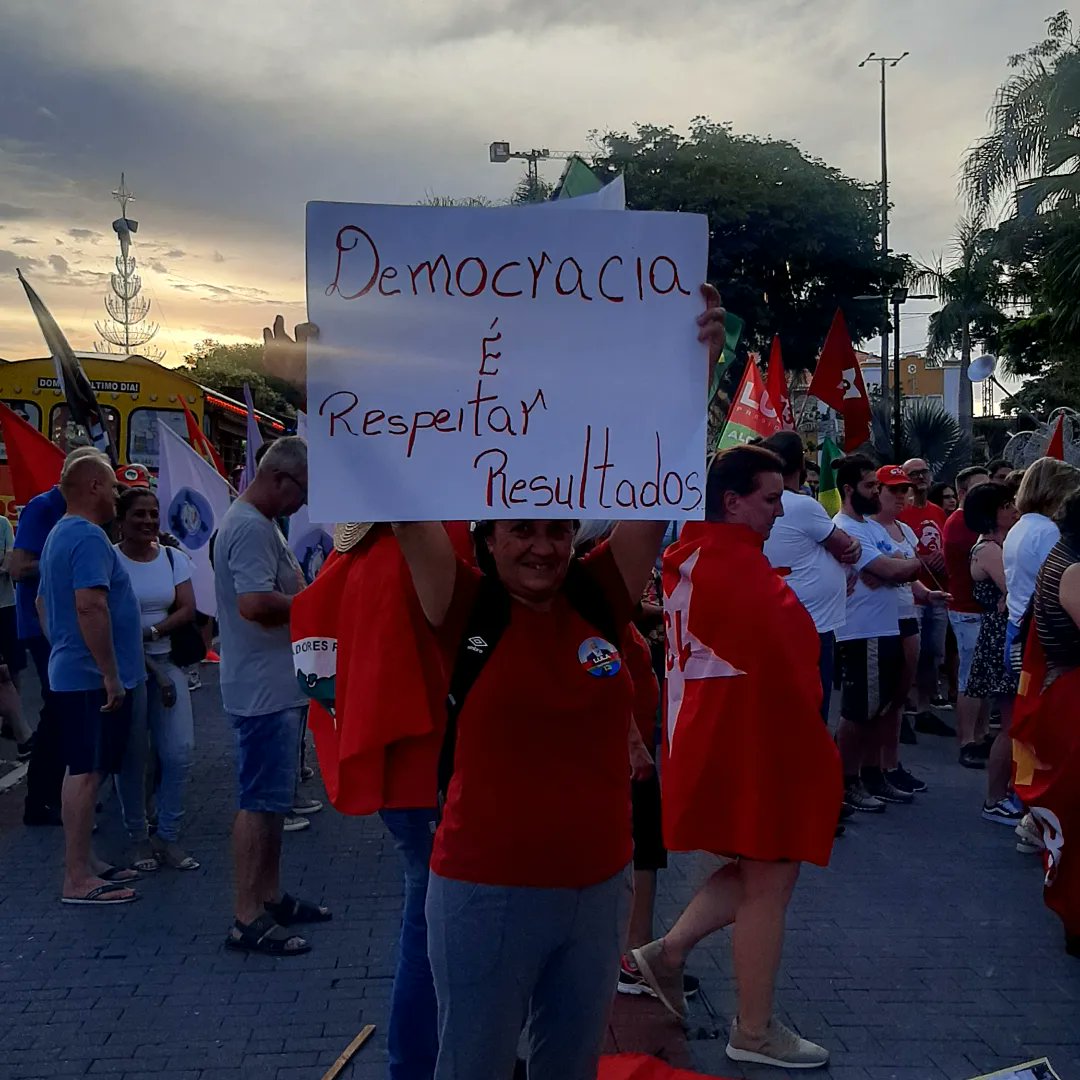 jptchapeco's tweet photo. DEMOCRACIA SIM, ANISTIA NÃO! https://t.co/82dwBg4NTw