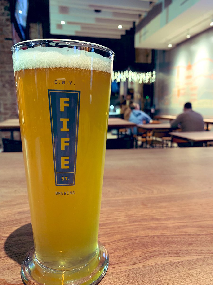 CXMahoney's tweet photo. After 6 days on the road, a delicious beer from Fife Street Brewing & the tunes of https://t.co/nY7F0RvrnE was a lil’ bit o heaven #microbrewery #local #music #community #buylocal #appinvest https://t.co/81KPP0ErYO