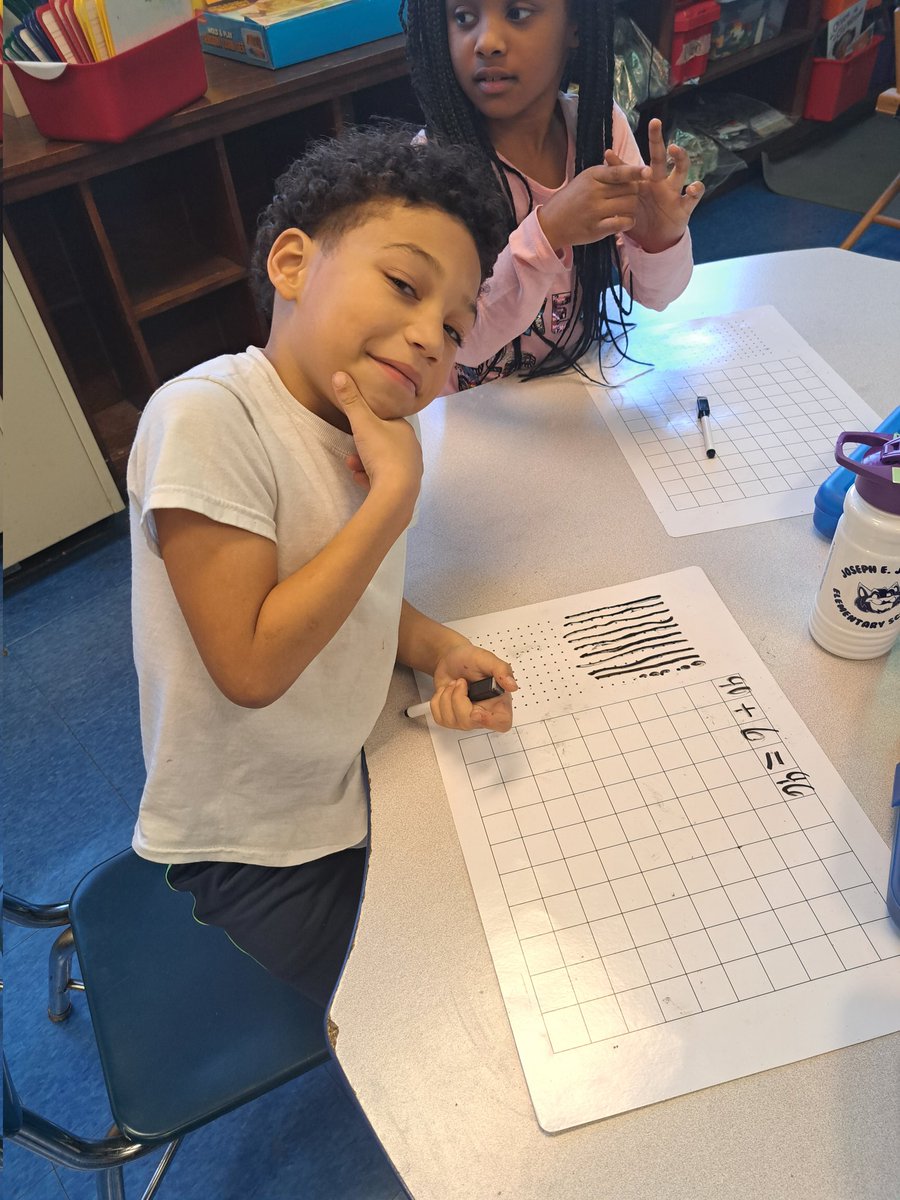 Ms. Moon tweet media