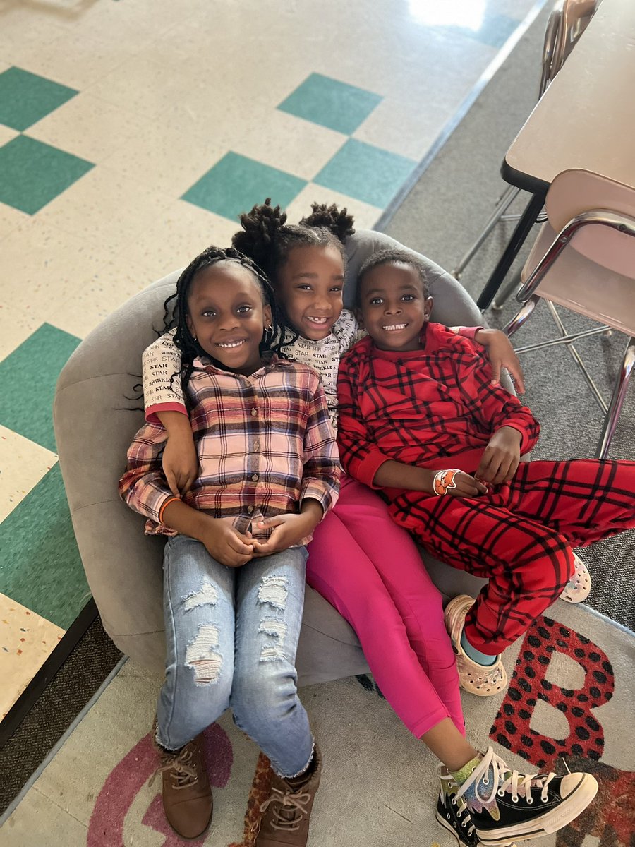 Ms. Blanton tweet media