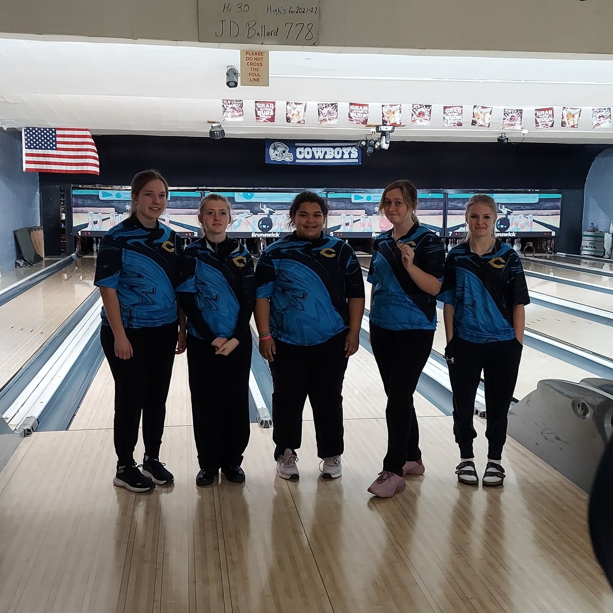 History made at C&amp;H Lanes. <a href="/Bowlerjett1/">bowlerjett1</a> took first place with a 631 series. Boys team took first place with a 2084 against Ottawa 1916. Girls worked hard but came up short. Had two girls medal on varsity. Proud of these athletes. Some are first time bowlers!
