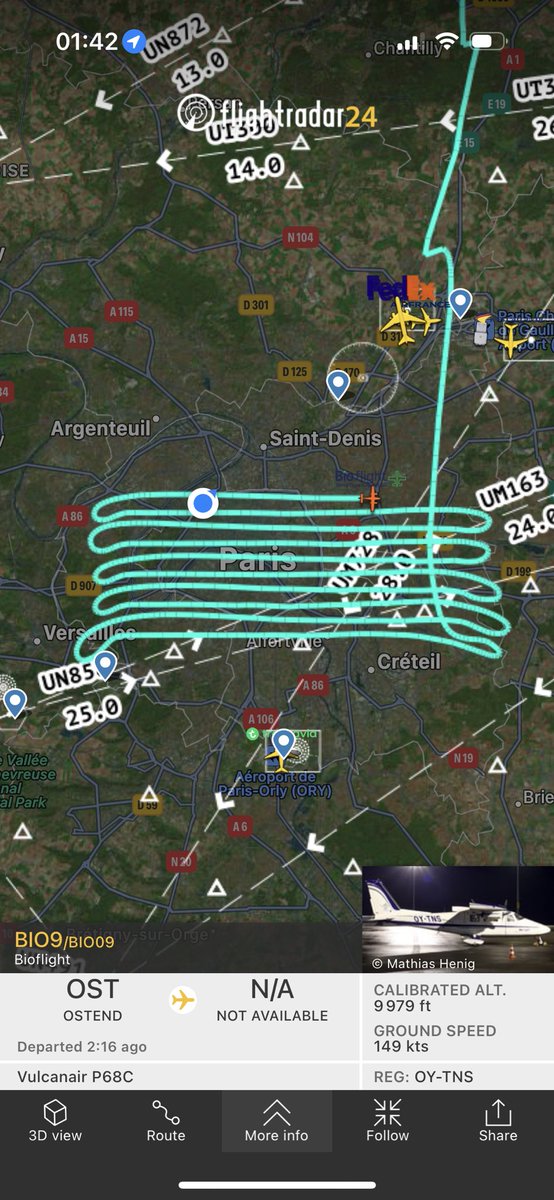 Victorienement's tweet photo. Des infos sur ce vol « Bioflight » qui semble effectuer des relevés au dessus de Paris en pleine nuit ? 🤔✈️ #Bioflight https://t.co/k2dALsPuo3