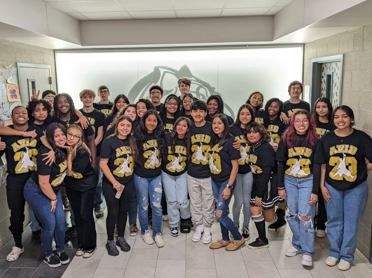 Conroe High School AVID tweet media