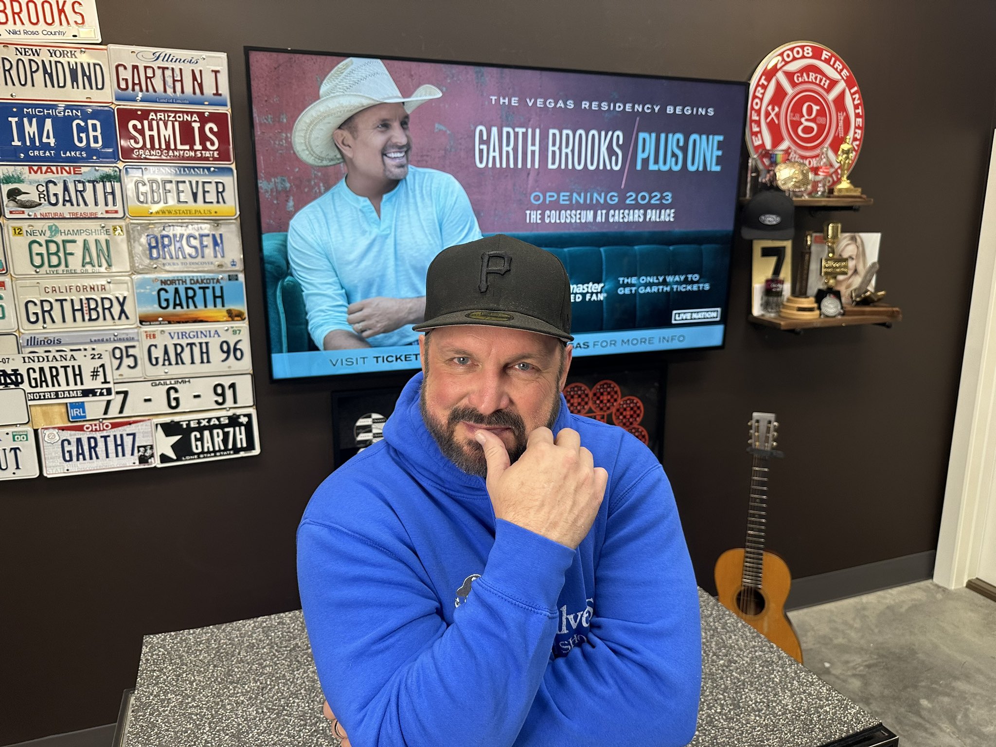 Garth brooks ball cap 2025
