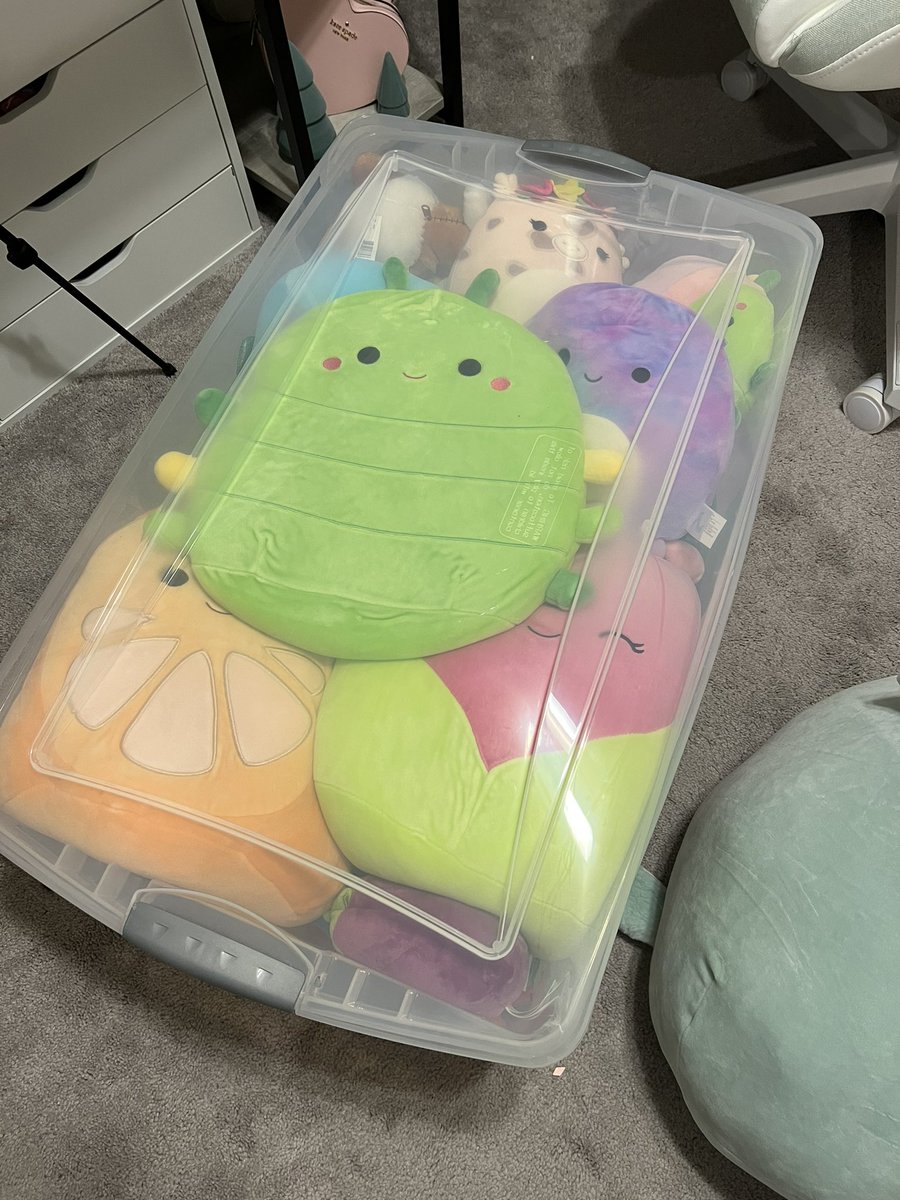 momodokii's tweet photo. “We cannot escape we cannot come out, MAMAAAAA” https://t.co/xQp1DiEJZb