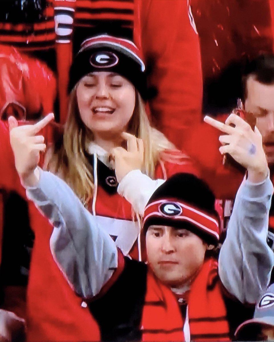 WAR (@fleetheedon) on Twitter photo 