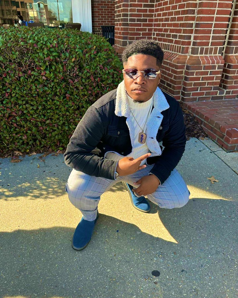 Mula_Marik__'s tweet photo. Many are call but few are ChoΣen ‼️🔵🤘🏾
109 years of Greatness  #firstfoundersday #j9 #happyfoundersday #pbs1914 #rhomade #foundersdayphibetasigma https://t.co/n3zF6zUsg4