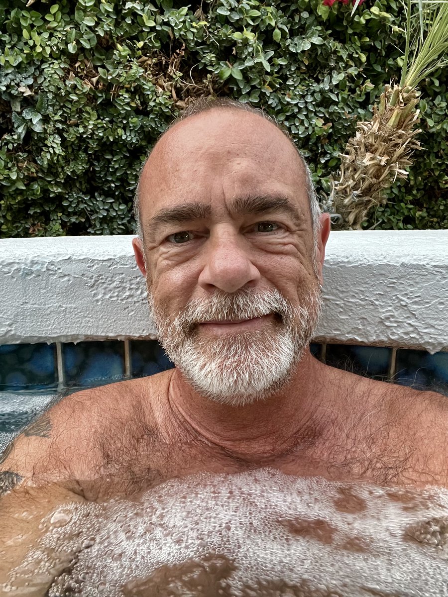 RickRReed on Twitter "Who wants to join me in the hot tub? selfie