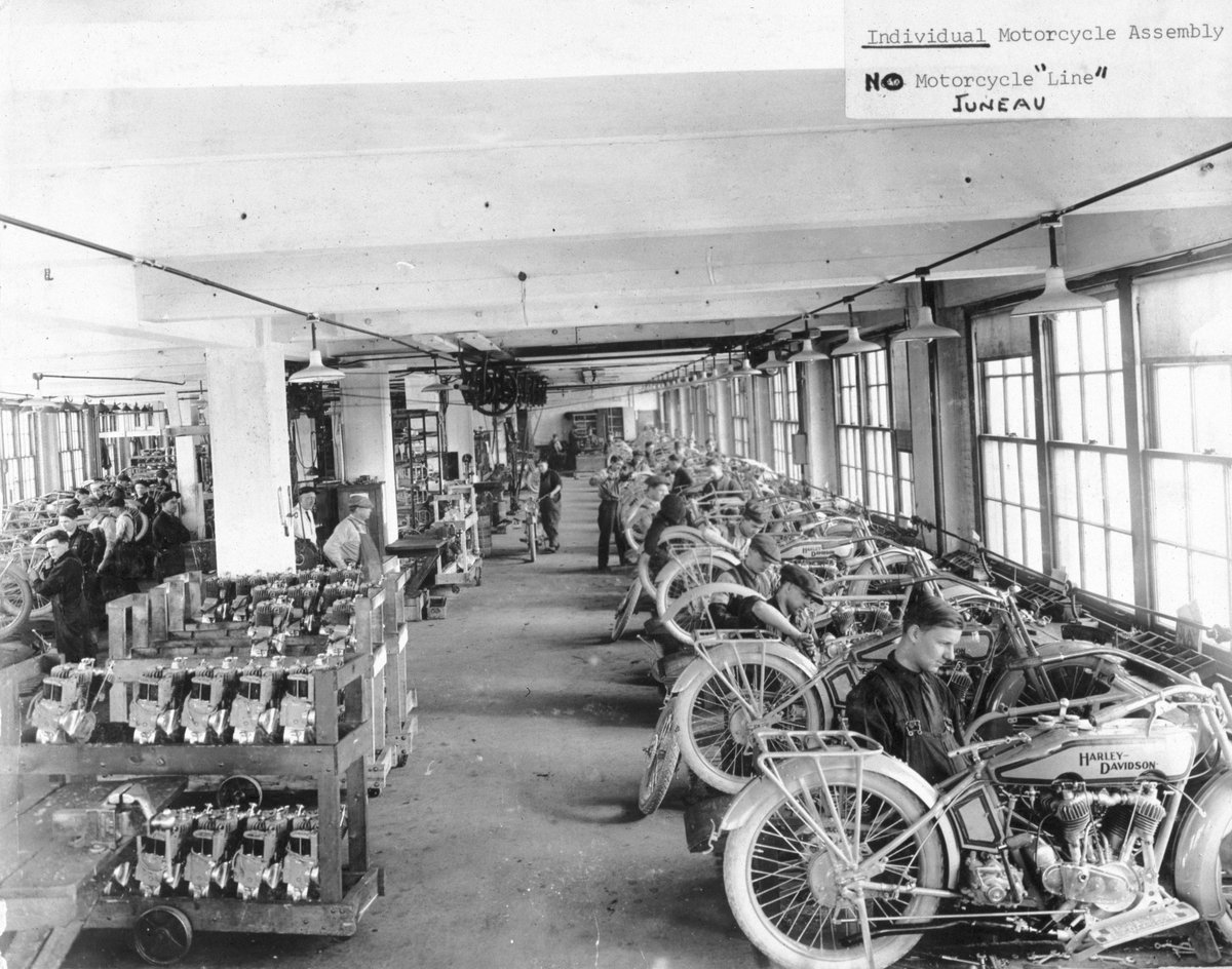 SantaClaritaHD's tweet image. Built by Hand, Piece by Piece🦅

#furtherfaster #santaclaritaharley #harleydavidson #fuelyourpassion