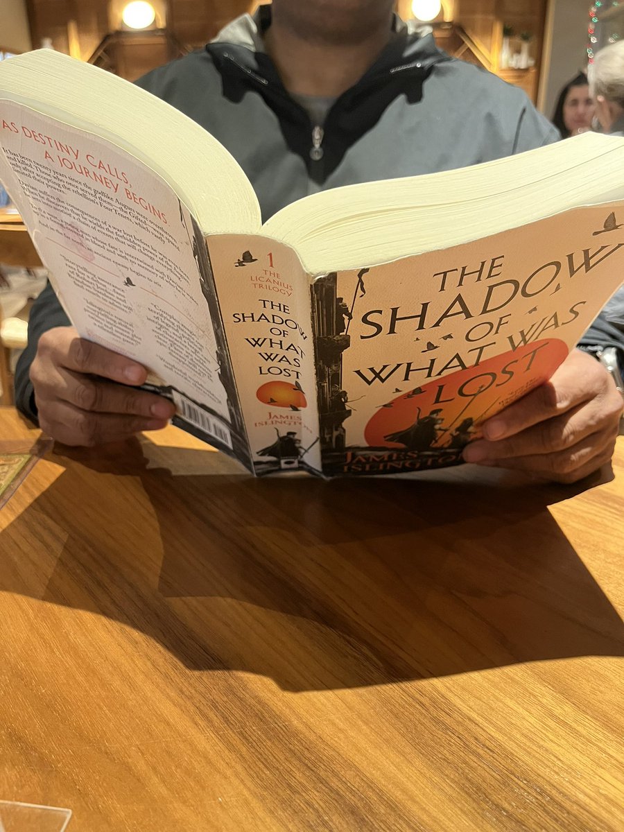 DarrielCaston's tweet photo. Had a nice dinner and read👍🏿 https://t.co/7tARrBP4GU