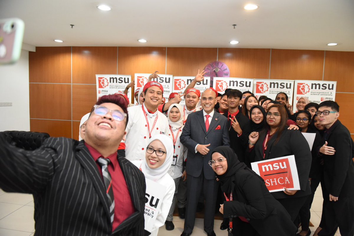 Bon Voyage! Met the students & staff at the send-off session of the Young Ambassador Program to Istanbul, Bali & Osaka, by the Sch of Hospitality & Creative Arts. Encouraging participation in the @MSUMalaysia flagship that complements the global competency among #MSUrians.