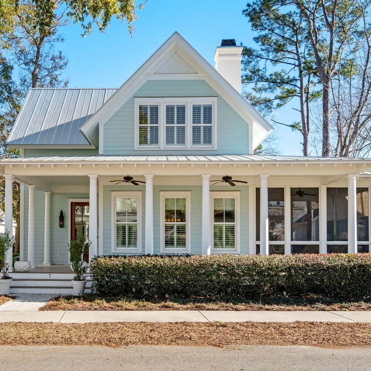 We invite you to view this custom-built 3 bedroom 2.5 bath #lowcountry cottage at habershamsc.com/properties/7-w… This like-new home features an open concept living space, bright shiny kitchen, French doors that open to a spacious screened-in porch with gas fireplace that also serves the