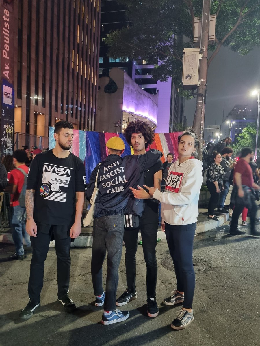 #familiabdbarua #hardcorecontraofascismo <a href="/regismariane_/">Fuu.</a> <a href="/restodopoema/">disantos ❁</a> <a href="/vinistick0/">vini</a> @Vinegates <a href="/brunichpw/">Bruninho da Arábia</a>