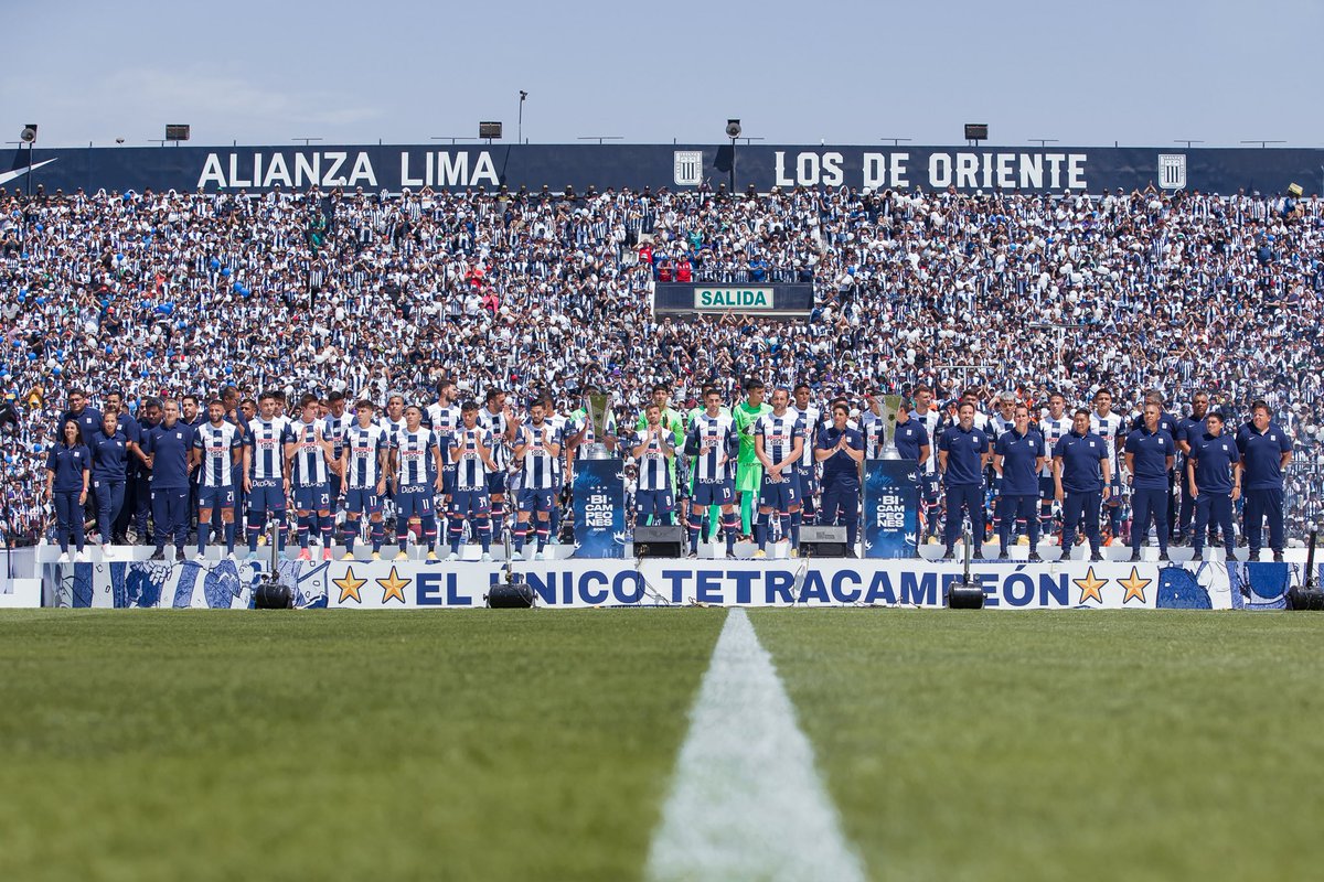 ClubALoficial's tweet photo. ¡𝗔𝗟𝗜𝗔𝗡𝗭𝗔 𝗟𝗜𝗠𝗔 𝗘𝗟 𝗠𝗔́𝗦 𝗚𝗥𝗔𝗡𝗗𝗘 𝗬 𝗨́𝗡𝗜𝗖𝗢 𝗧𝗘𝗧𝗥𝗔𝗖𝗔𝗠𝗣𝗘𝗢́𝗡 𝗗𝗘𝗟 𝗣𝗘𝗥𝗨́!💙

#PorElTri
#AlianzaBicampeón https://t.co/AYgeU1jvTS