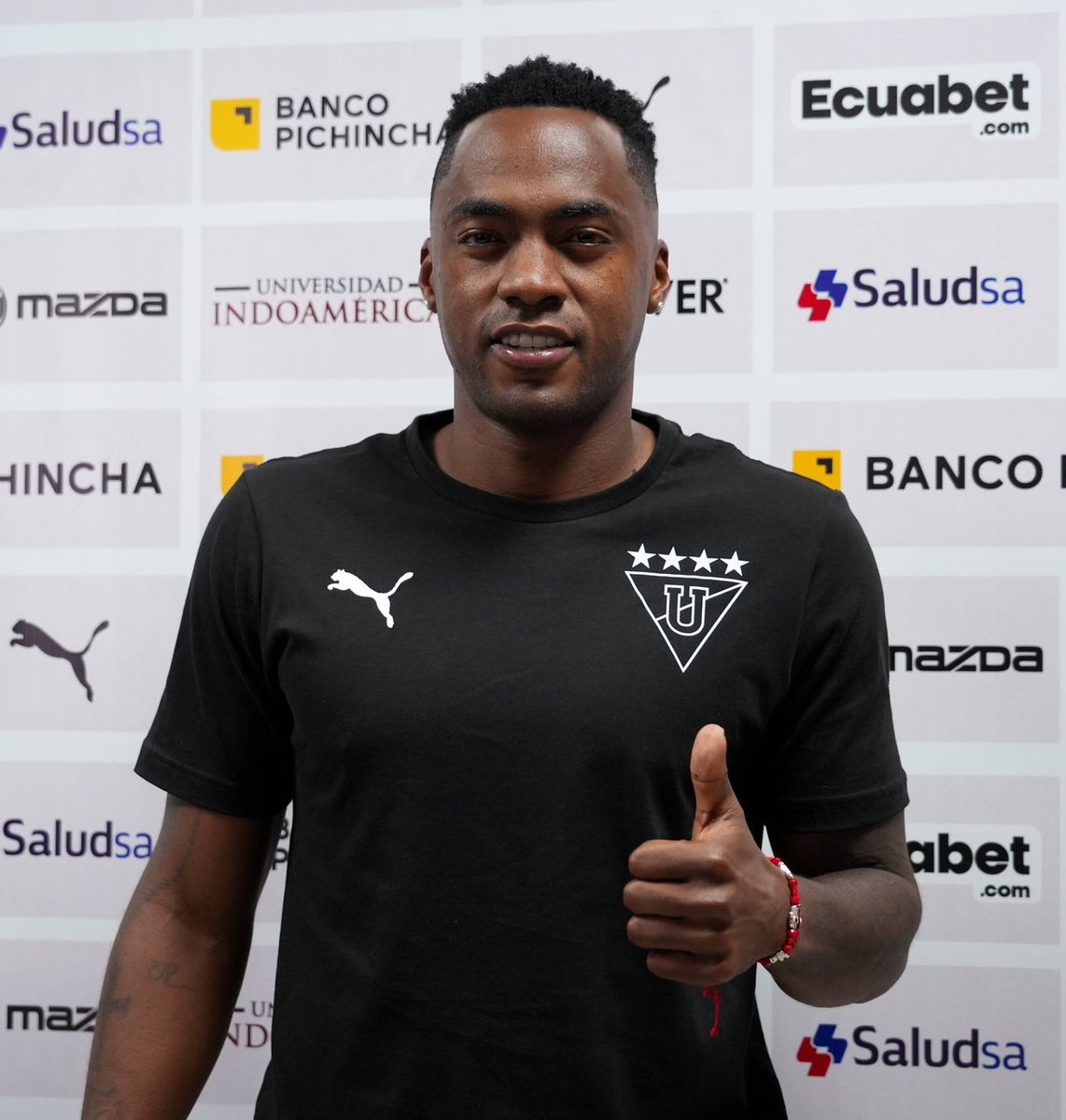 #RenatoIbarra ⚪️

🗣 'Estoy muy feliz por llegar a #Liga. Trabajaré muy duro por dar lo mejor de mí al equipo y alcanzar mi máximo nivel. Espero ganarlo todo. Sé la calidad de jugadores, el club está armado en todas sus líneas para poder pelear los tres torneos'