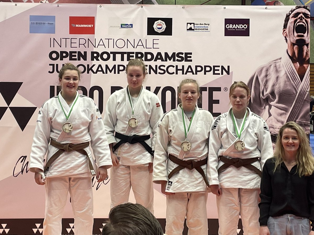 TopJudoUtrecht's tweet photo. Internationaal Open Rotterdamse Kampioenschappen.

Tijdens het Meetmoment -21 behaalt Irene Hesling (JV Groot Houten) een zilveren medaille. Esmé Scherrenberg eindigt op een 7e plaats. https://t.co/xqTR8xaC2i