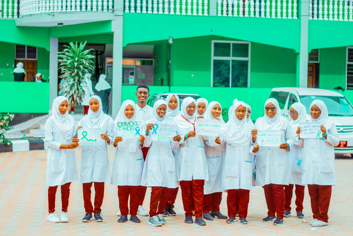 tapsa_zsh's tweet photo. Januari mwezi wa uelewa wa saratani ya mlango wa kizazi 💪🏼Tapsa Zanzibar School Of Health(ZSH) Katika ufunguzi wa kampeni ya Saratani ya shingo ya kizazi inayoongoza kwa kusababisha vifo vya wanawake wengi duniani.@tapsatanzania
@mohznz1 @ZshOfficial
#tapsarise
#CervicalCancer https://t.co/kenej7qTSK