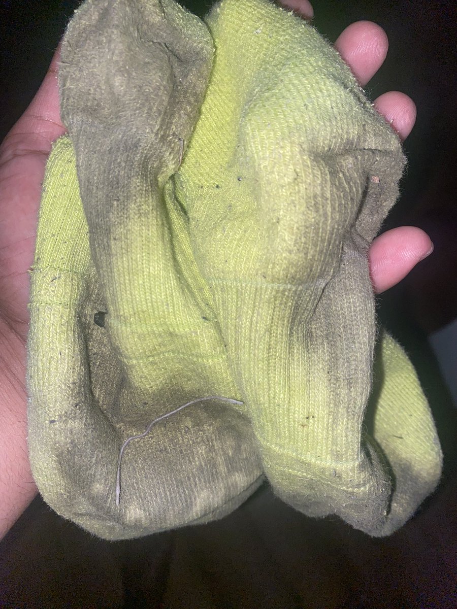 RichGlobal28's tweet photo. the night I ran outta me boots due to a ‘death nearing experience’ rip my socks🙆🏾‍♂️❗️ https://t.co/vrBQi2ypuJ