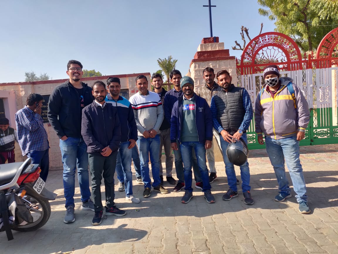 pratik_bci's tweet photo. आज झुंझुनू के चयनित अभ्यर्थियों ने ज़िला कलेक्टर लक्ष्मण सिंह कुड़ी जी को कम्प्यूटर अनुदेशक का जल्दी परिणाम जारी करने व जोइनिंग देने के लिए मुख्यमंत्री जी के नाम ज्ञापन सौंपा।
सह धन्यवाद। https://t.co/o4d6imUcG6