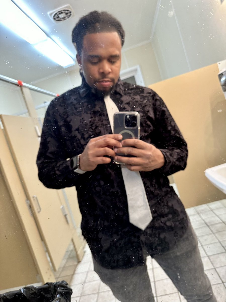 djmizzle504's tweet image. I hustle harder when my feelings are hurt. You will never find me where you left me at.#TheMizzleExperienceⓂ️