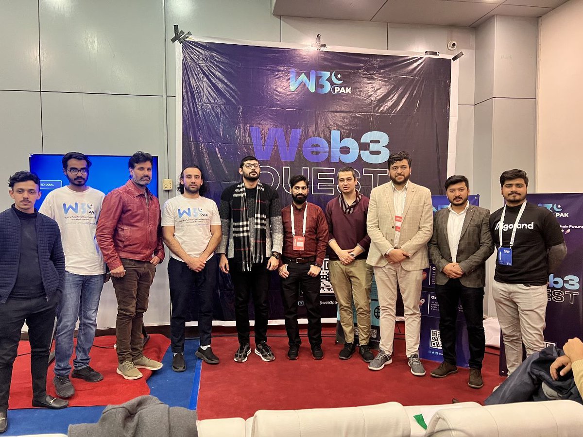 ItsFurqanAziz's tweet photo. As a judge at @FutureFestPK , it was an honor to witness the innovative ideas and hard work of the talented individuals in the industry. It's exciting to see the advancements and I am grateful for the opportunity presented by #web3pk.

#tech #futurefest #opportunity https://t.co/qV0ouKu8qN