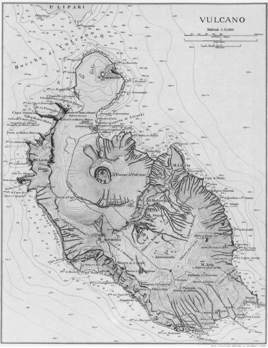 Oggi ricorre l'anniversario dell'eruzione dell'isola di Vulcano avvenuta dal 10 al 26 gennaio 1886. Si verificarono ripetute e forti esplosioni con emissioni di ceneri e frammenti grossolani incandescenti, per lo più costituiti da lave antiche. 
#vulcano #isoleeolie #ingv